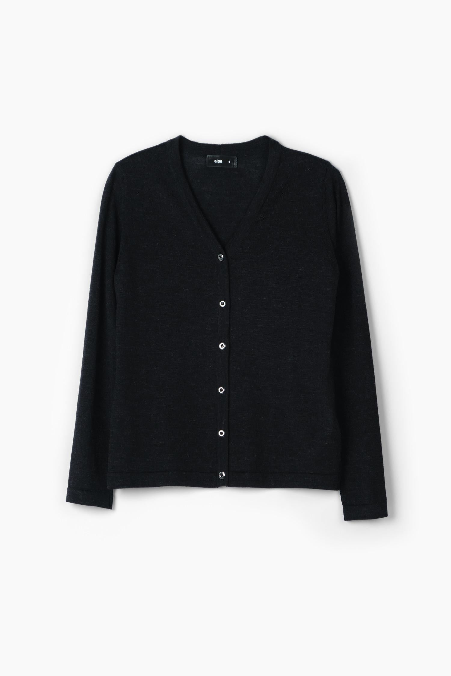 Cardigan Graphite Silent