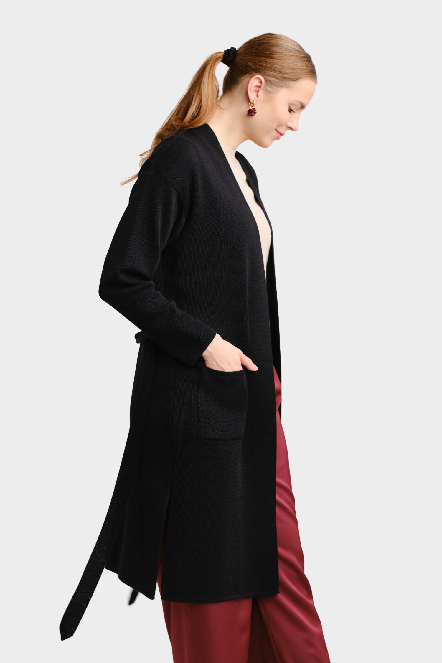 Forward Cardigan Black