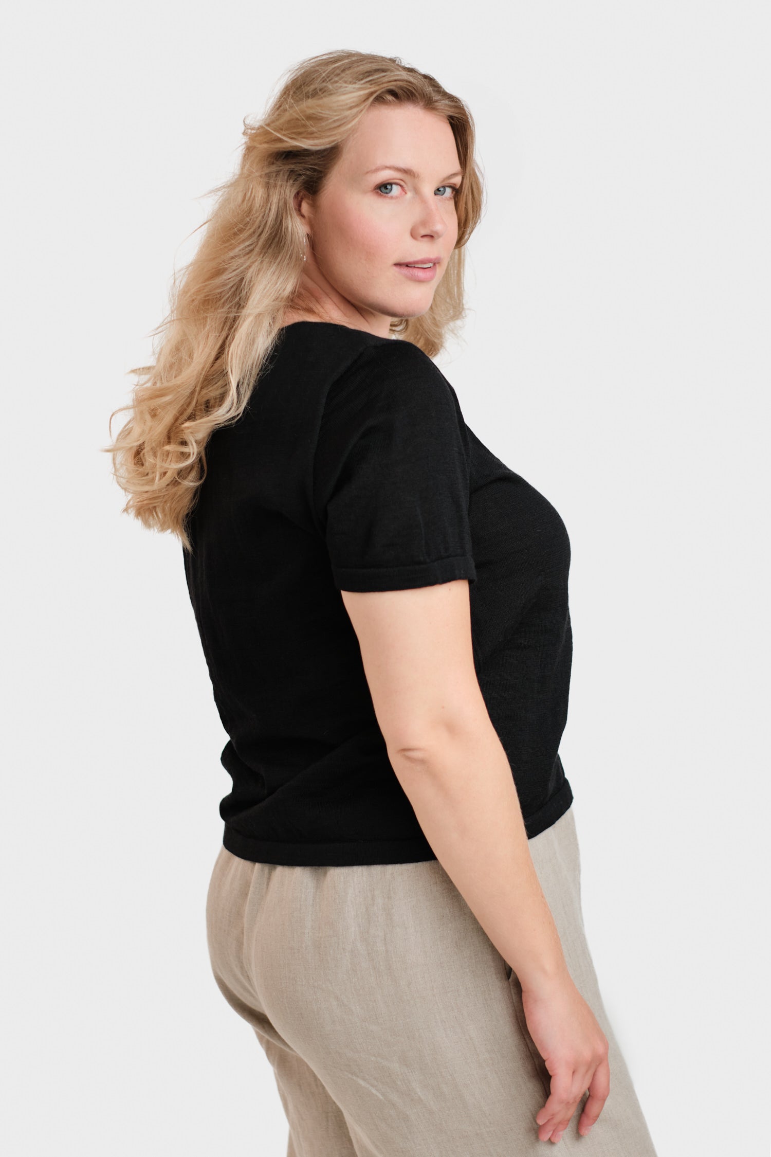 Simple Knit T Shirt Black