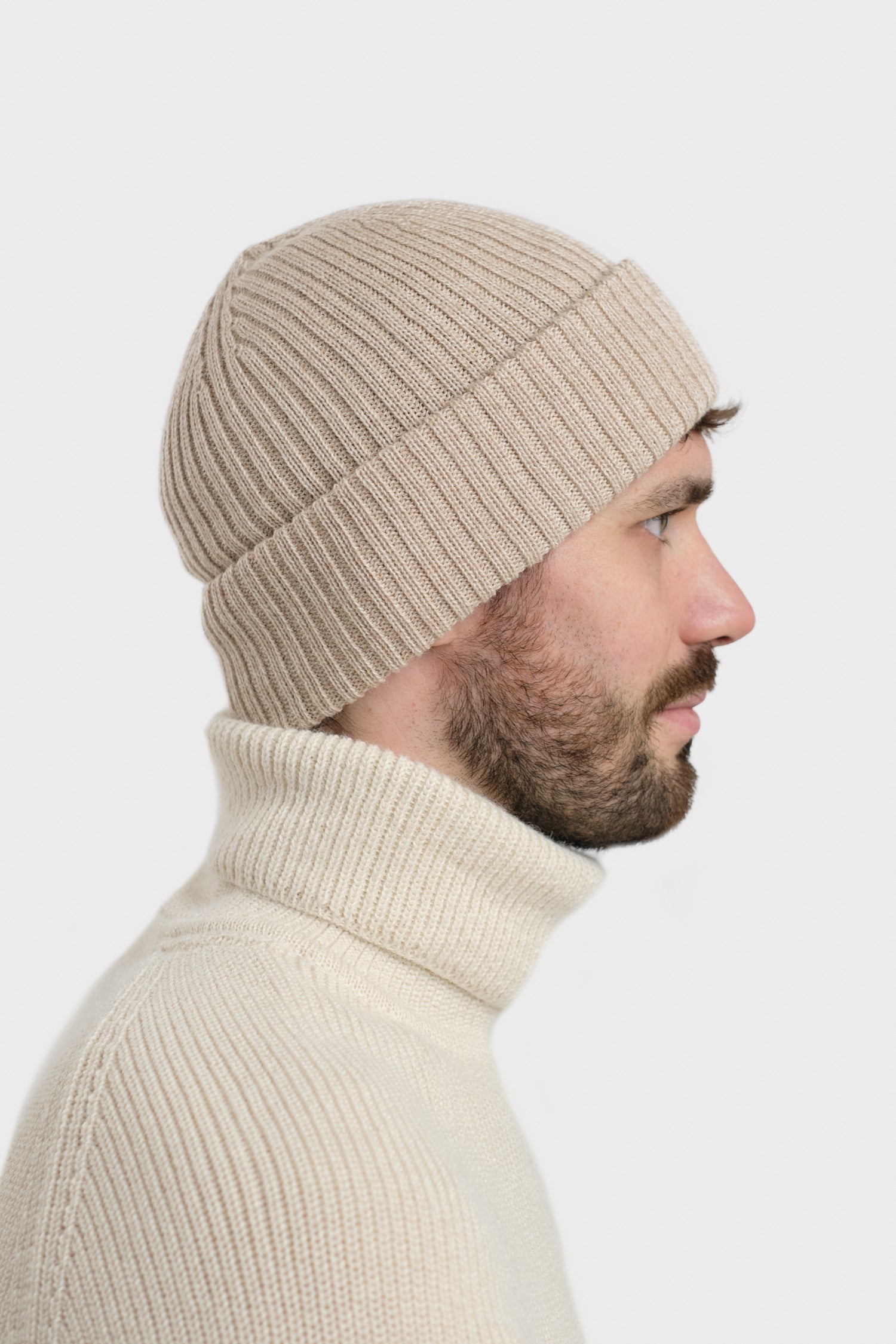 Beanie Beige Fold