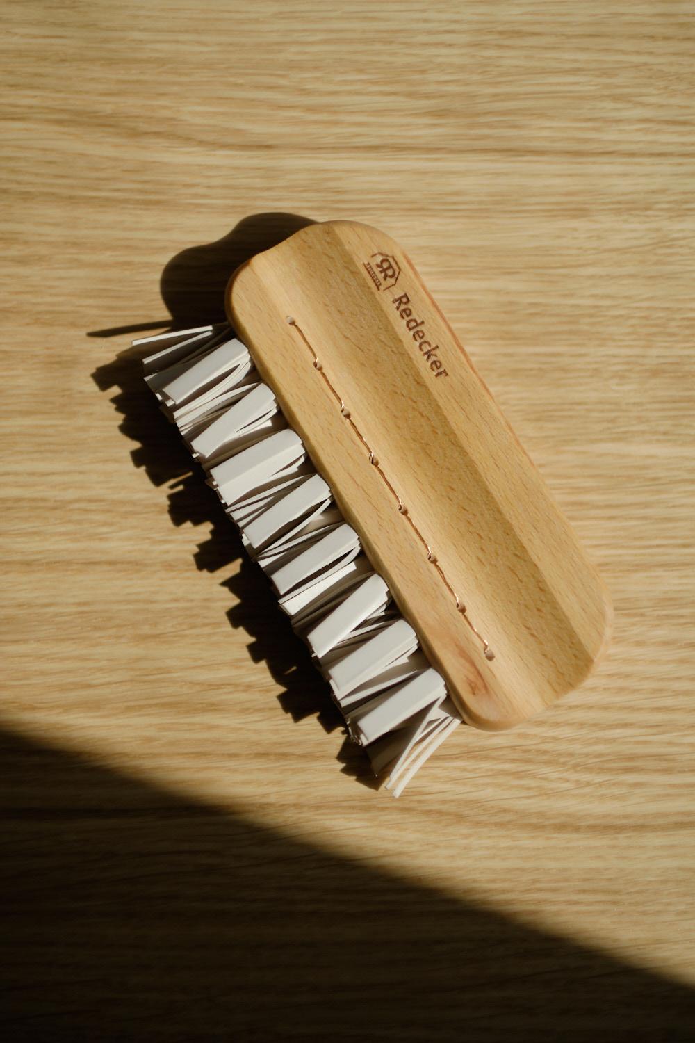 Rubber Brush For Fuzz
