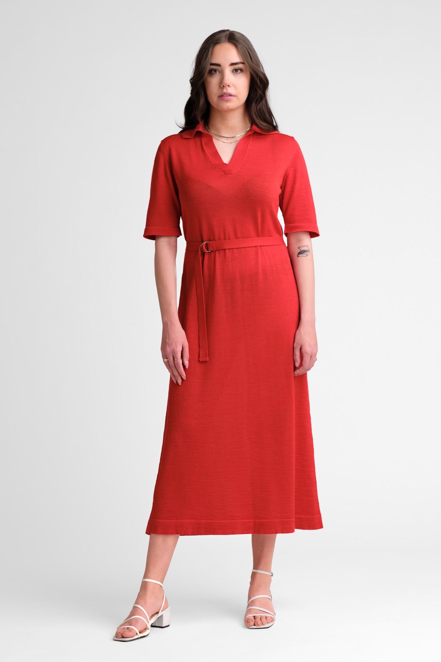 VOYAGE knitted dress, scarlet red | Alpa