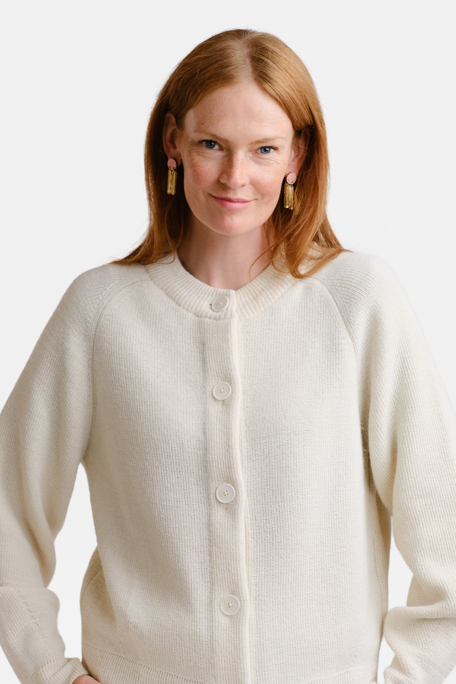 SOON cardigan, off-white | Alpa