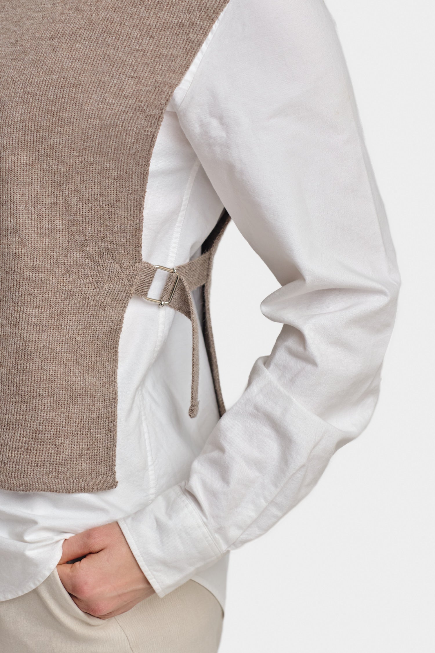 Solace Vest Dark Greige