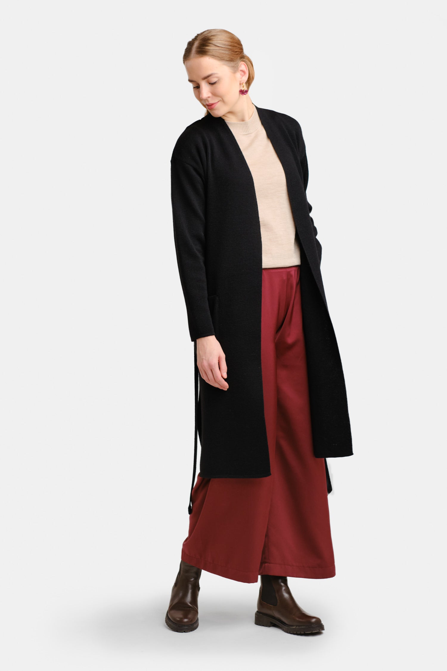 Forward Cardigan Black