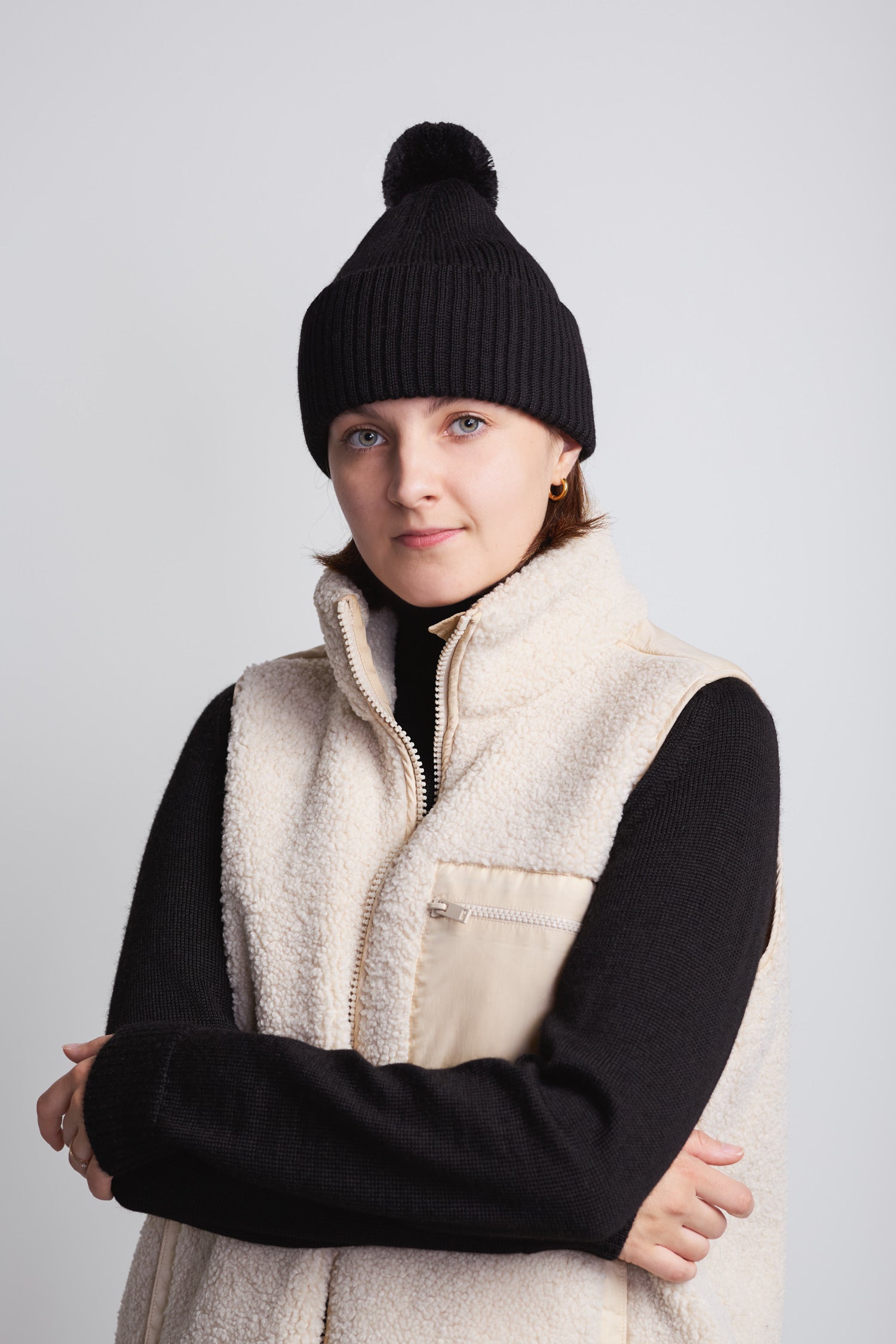 Bun Beanie Black